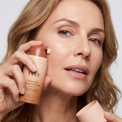 TVLV® Tu Verdadera Luz Vital. Base Maquillaje Coreana 5 en 1